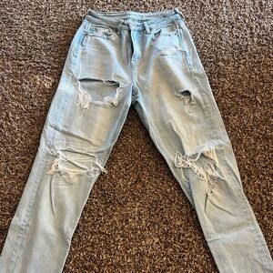 Women’s American Eagle Light Blue Distressed Jeans